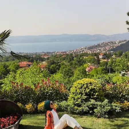 Sapanca Seyrusefa Villa